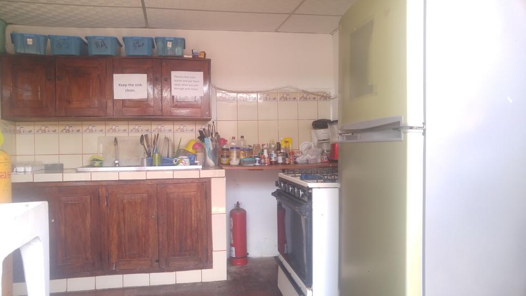 Casa Nica Leon Hostel מראה חיצוני תמונה