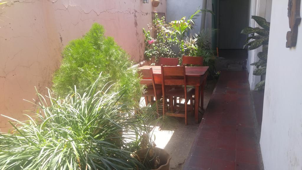 Casa Nica Leon Hostel מראה חיצוני תמונה